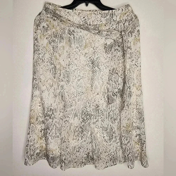 Chico's Petite Faux-Snakeskin print midi skirt size 1P (8P) NWT - Picture 12 of 14